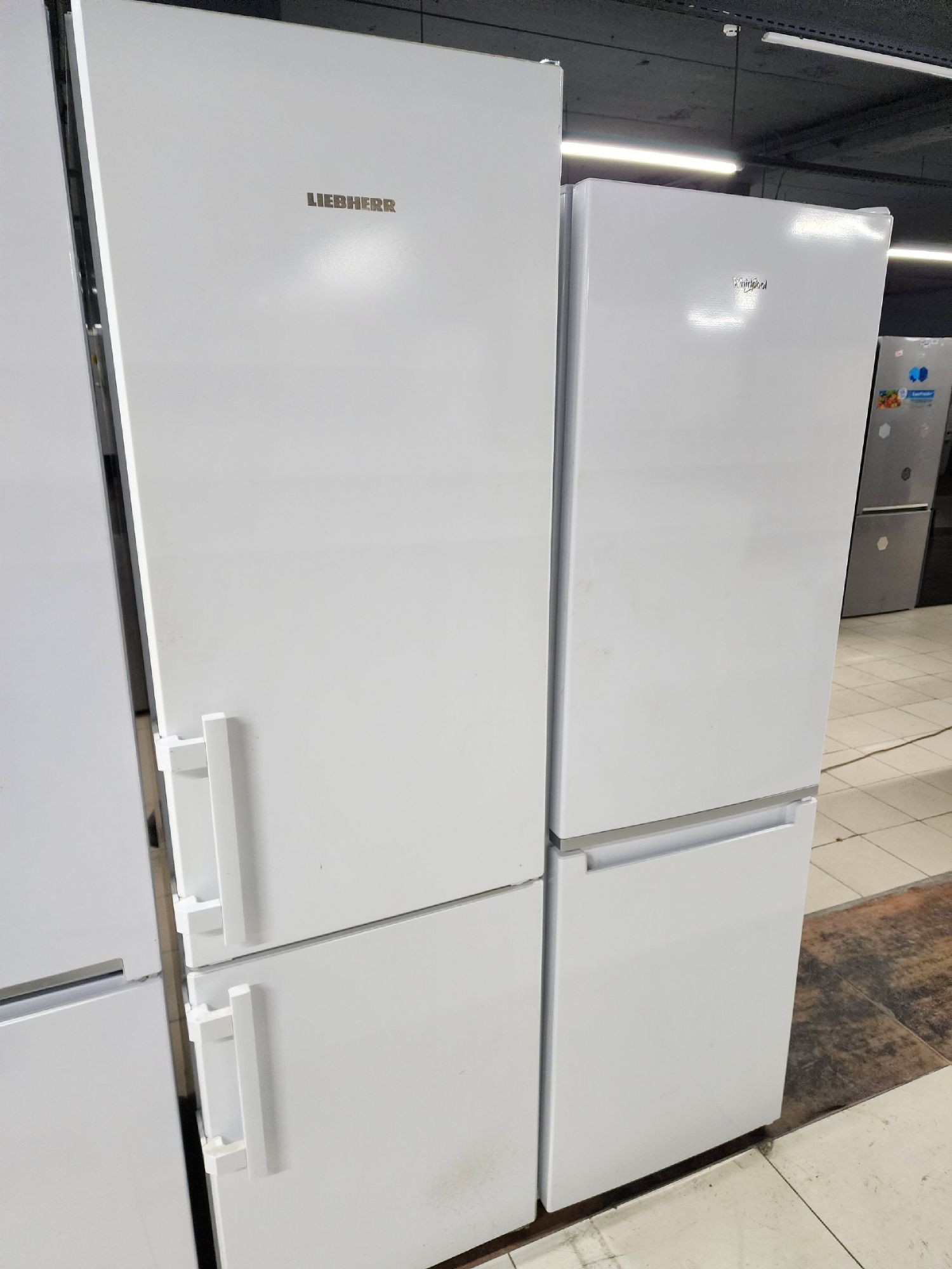 Німецький Холодильник SHARP 3040w  Сток*