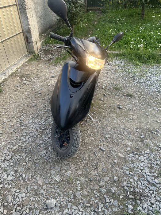 Продаю скутер ямаха джог зр 39