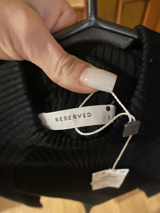 Нове плаття в рубчик фірми Rezerved