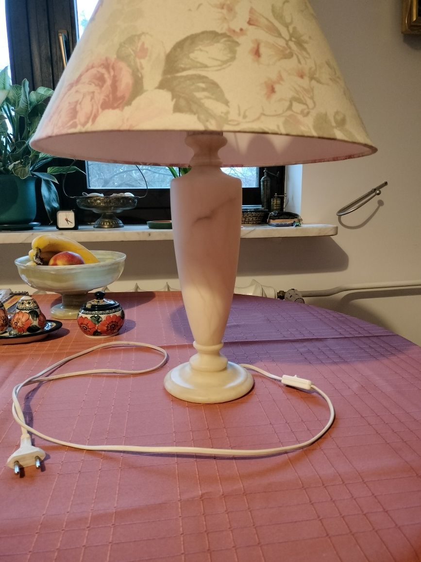 Lampy Alabastrowe