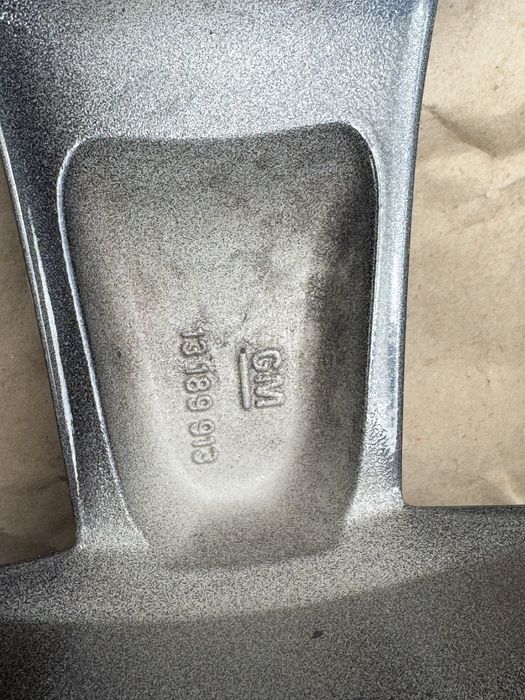 Оригінальні диски GM Opel 13189913 R17 4x100 6.5Jx17H2ET41