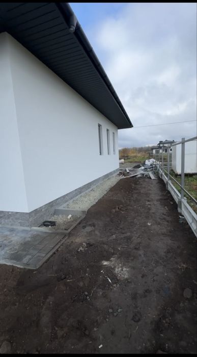 Окремо стоячий будинок з ділянкою 6 сотих 3 хв від Макдональдсу