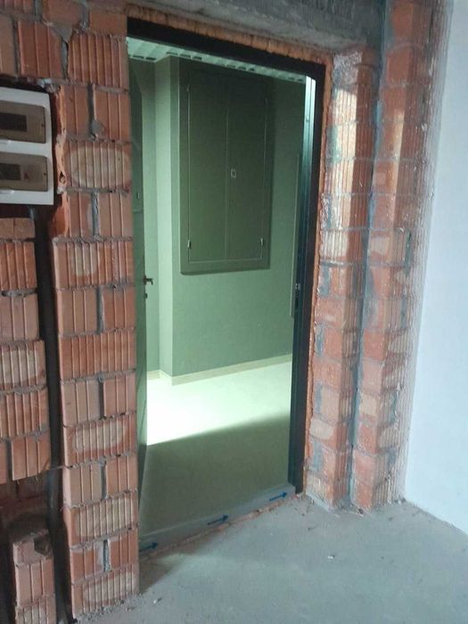 Продаж квартири студії в ЖК Берег Дніпра, Дарницький р-н