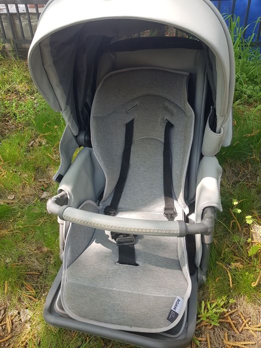 Коляска 2 в 1 Roan Bass Soft