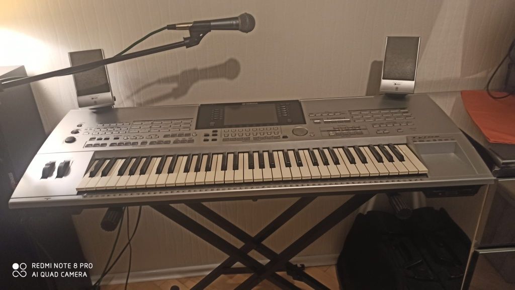 Organy YAMAHA Tyros 1