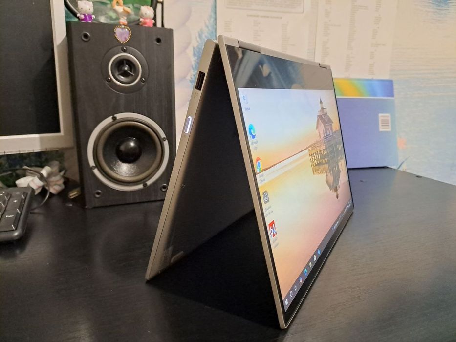 Lenovo Yoga 730-13IKB i5-8250U ноутбук трансформер.
