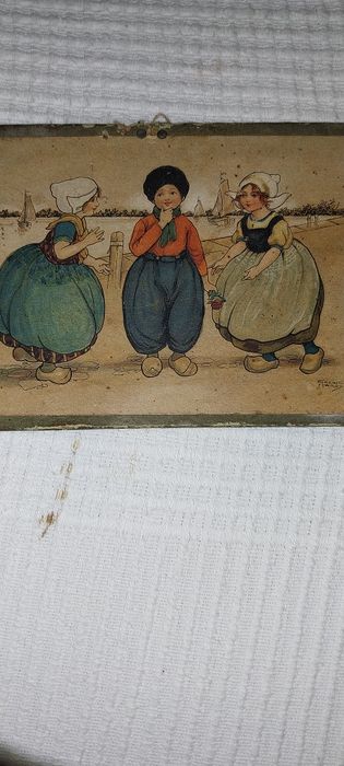 Quadros antigos de crianças com mais de 100 anos