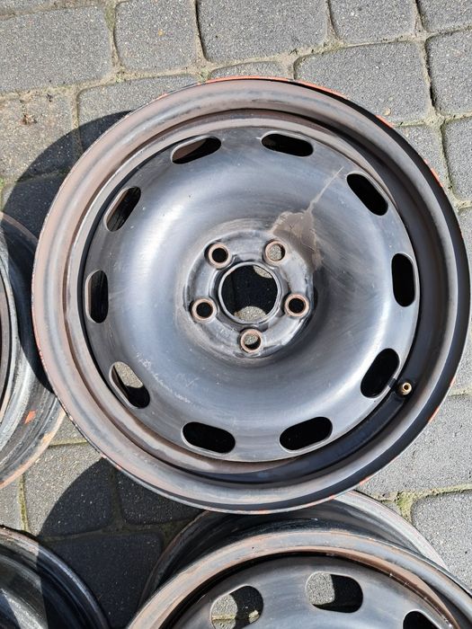 Felga felgi stalowe 5 x 100 R15 VW SKODA RENAULT