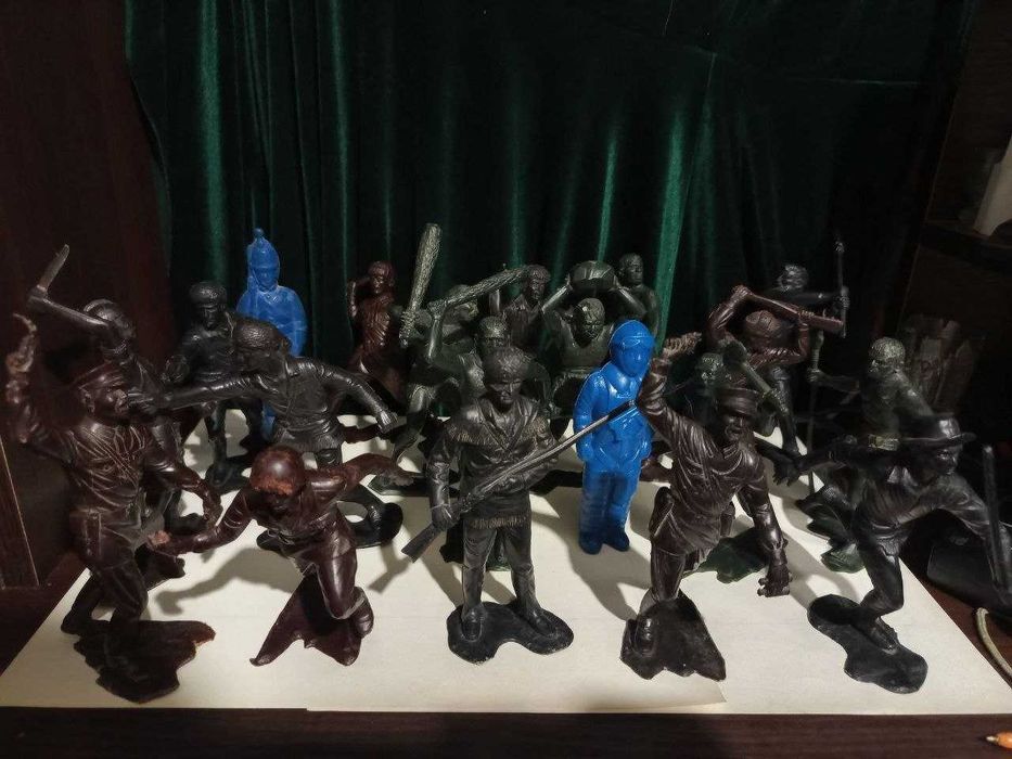 Игрушечные винтажные солдатики. Времён ссср.