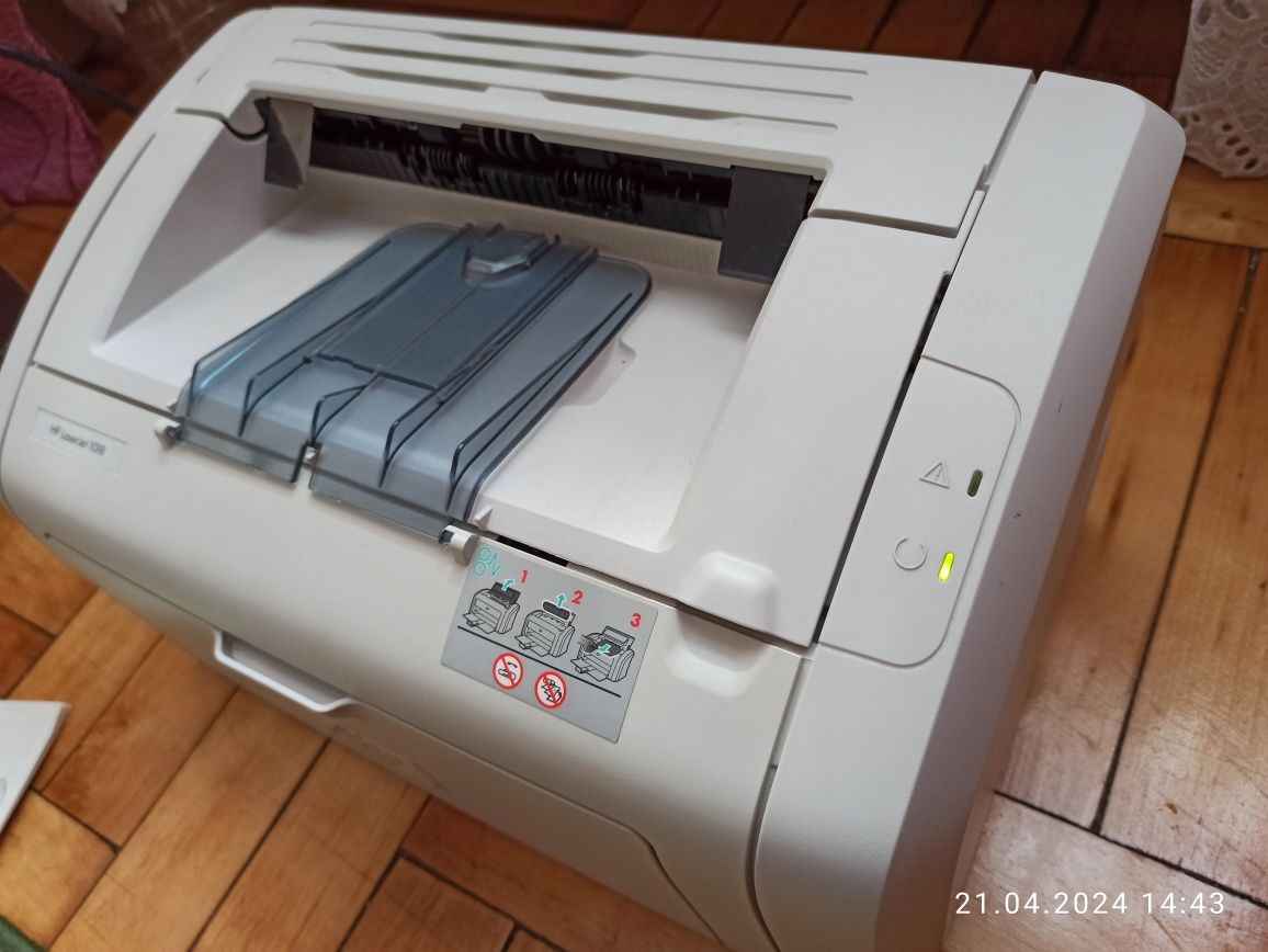 Принтер HP Laserjet 1018