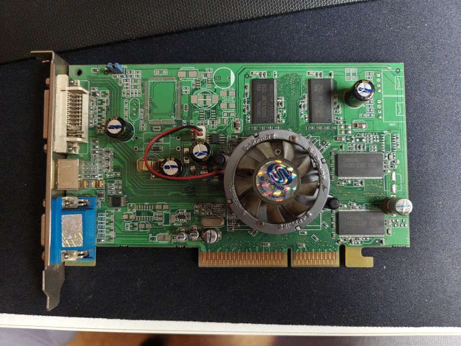 Karta graficzna AGP Radeon 9550