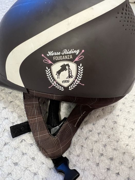 Kask jeździecki roz M fouganza