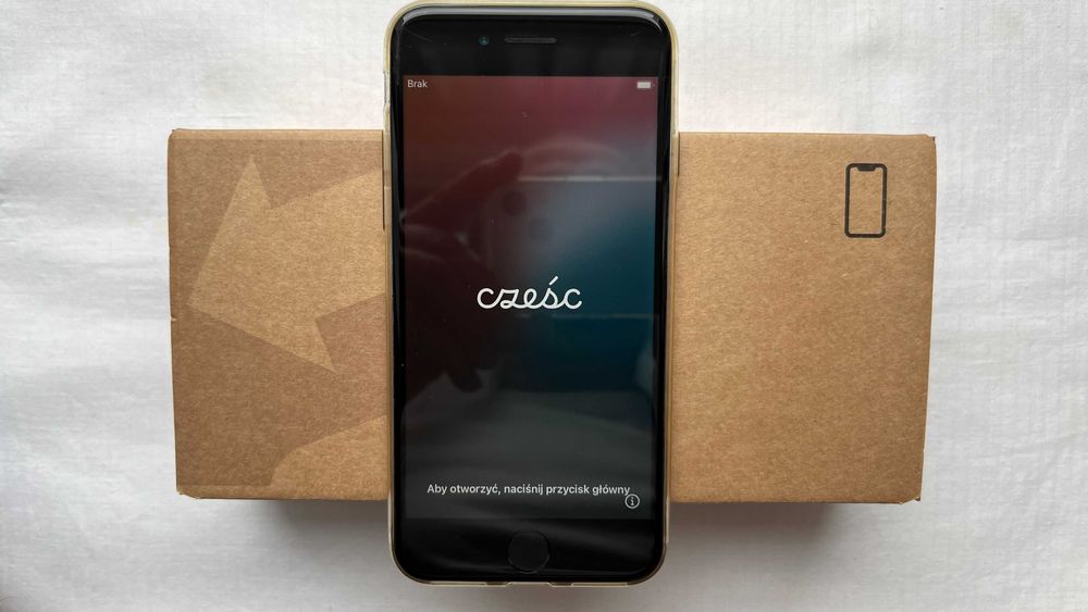 iPhone SE 2020 White 64 GB - jak nowy