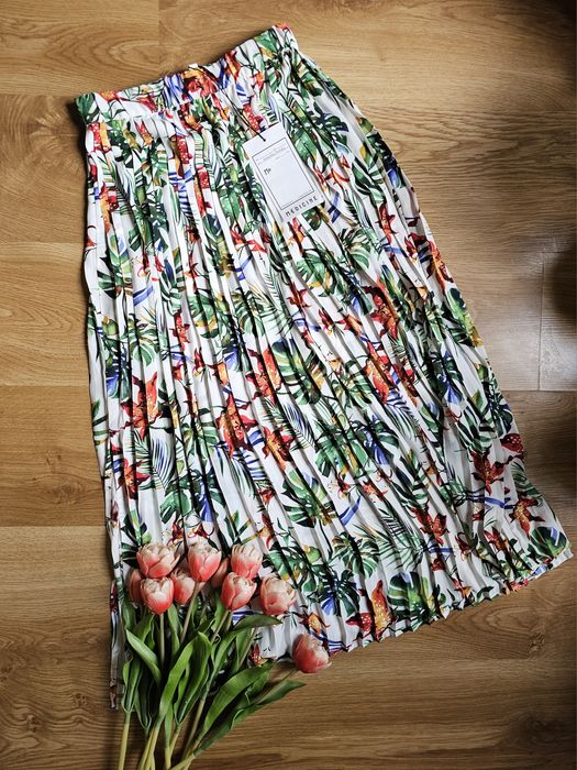 Nowa plisowana spódnica tropikalny wzór midi Medicine XS 34