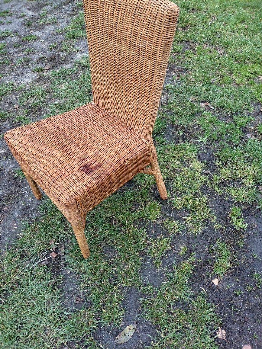 Krzesło rattanowe