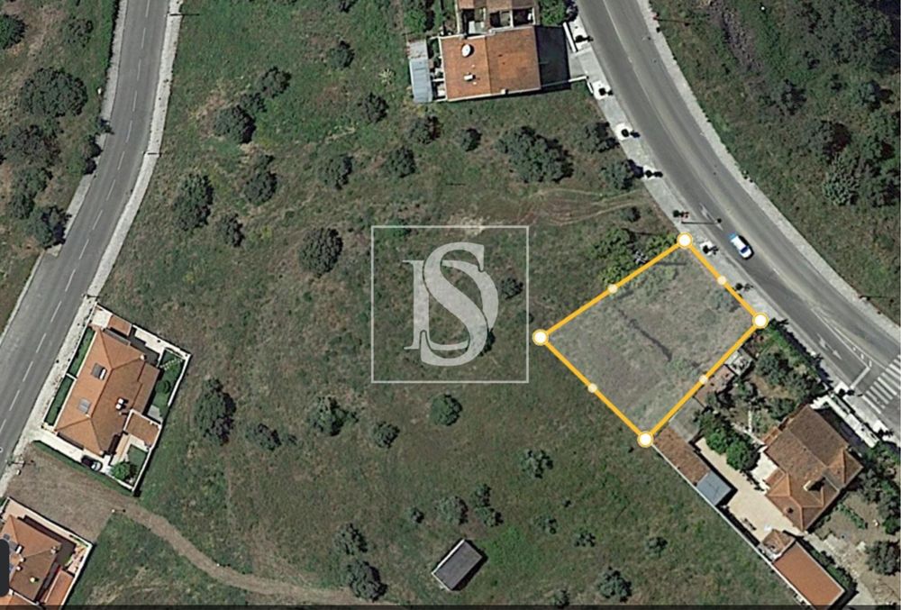 TERRENO PARA CONSTRUÇÃO ( ABRANTES )