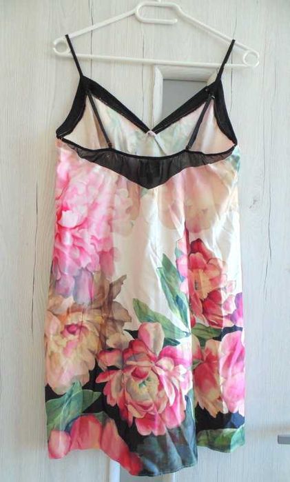 By Ted Baker śliczna koszula nocna w kwiaty na ramiączkach 38