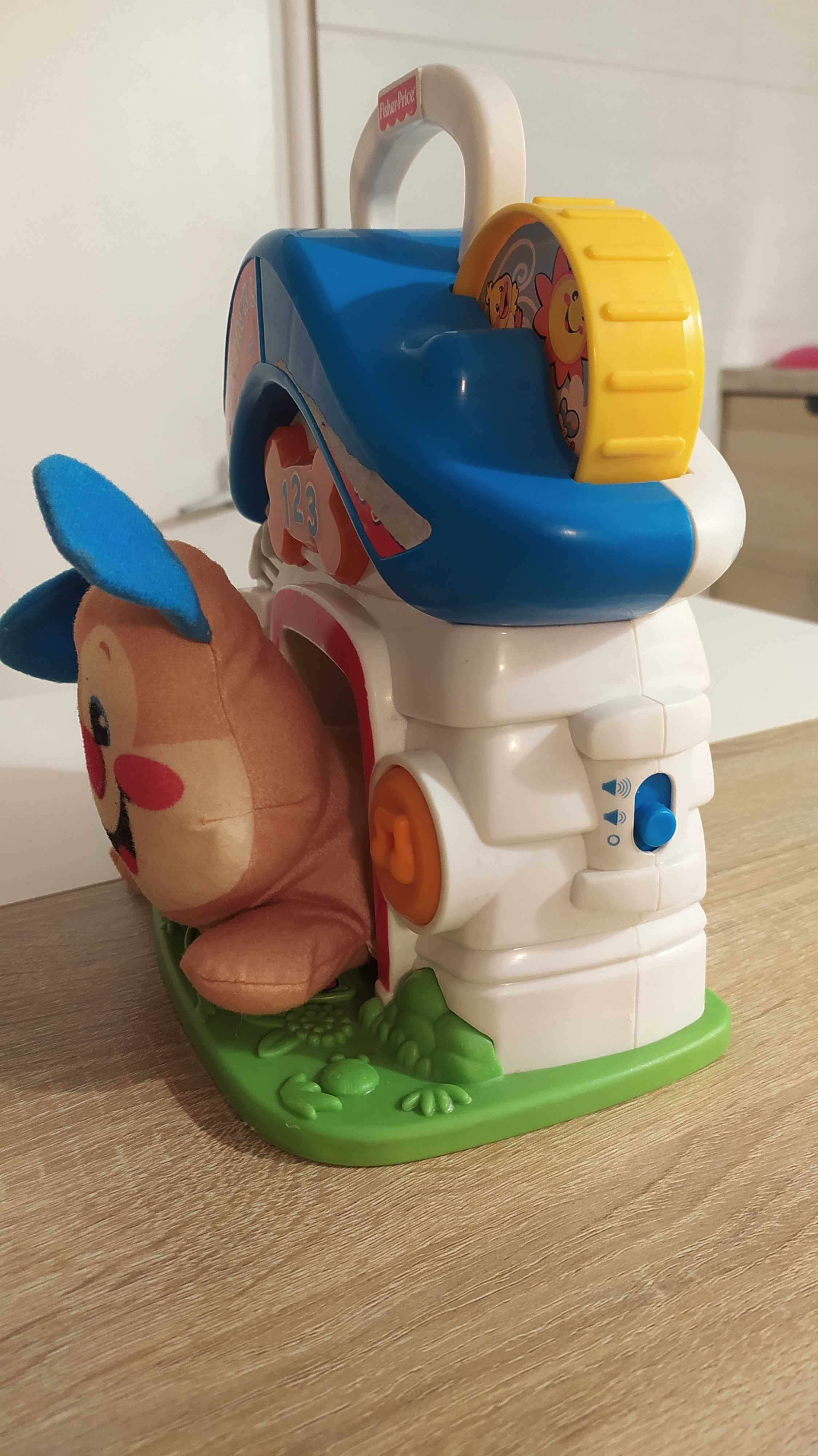 Fisher-Price Wesoły Domek Szczeniaczka Uczniaczka Pol/Ang