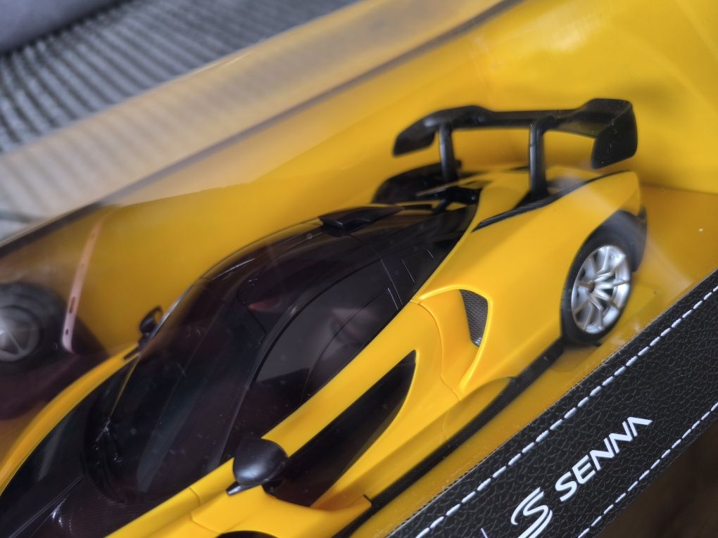 Samochód sterowany pilot żółty McLaren Senna skala 1:18 RASTAR