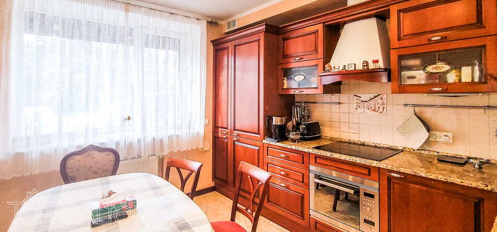 У продажі затишний таунхаус з виходом на Журавлівське водосховище!