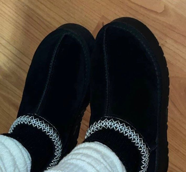 Продам уггі «Frisa”