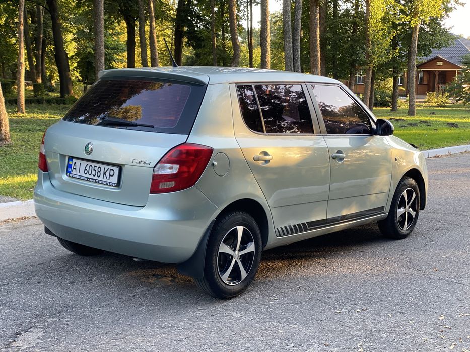 Skoda Fabia 2011 рік 1.4 Газ в хорошому стані