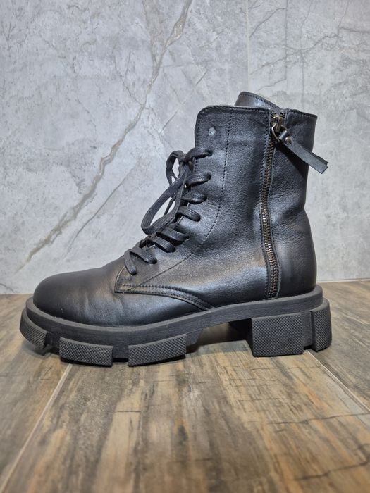 Шкіряні черевики 39 жіночі