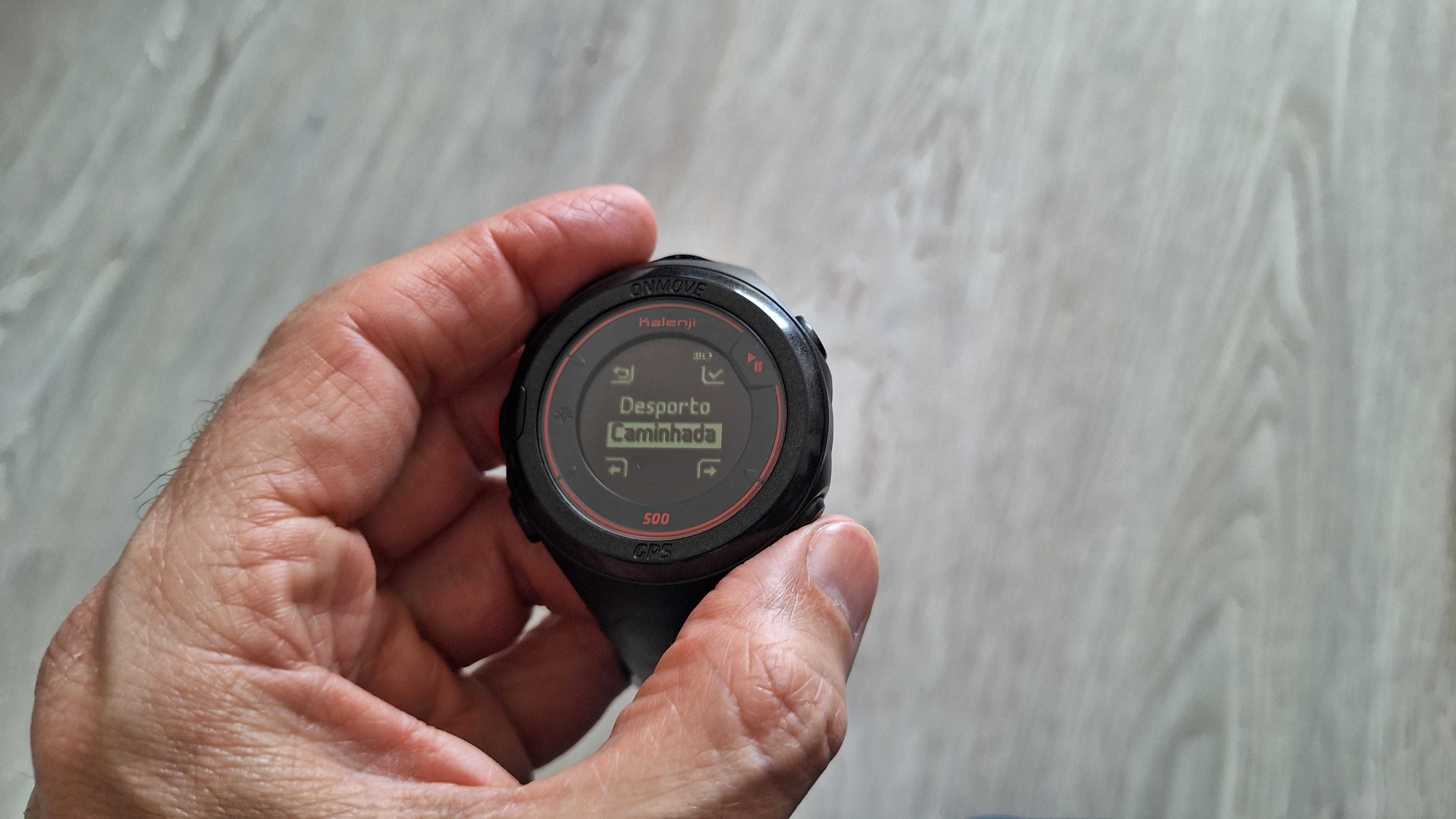 Relógio para desportos com GPS OnMove 500 HRM impecável como novo