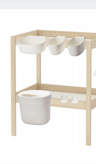 Przewijak z zestawem pojemników