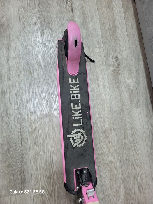 Єлектросамокат Like.Bike