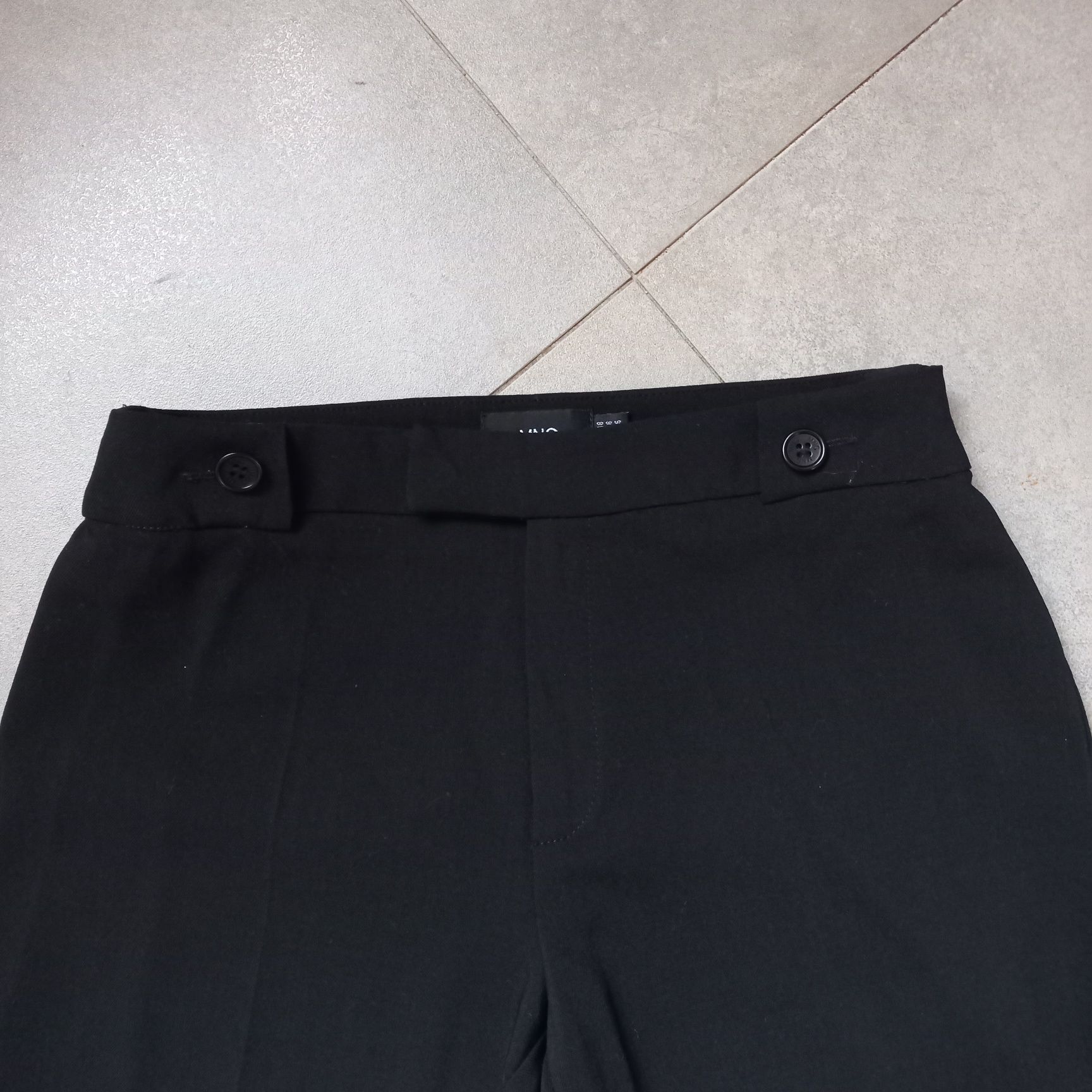 MNG,szerokie ,czarne spodnie M