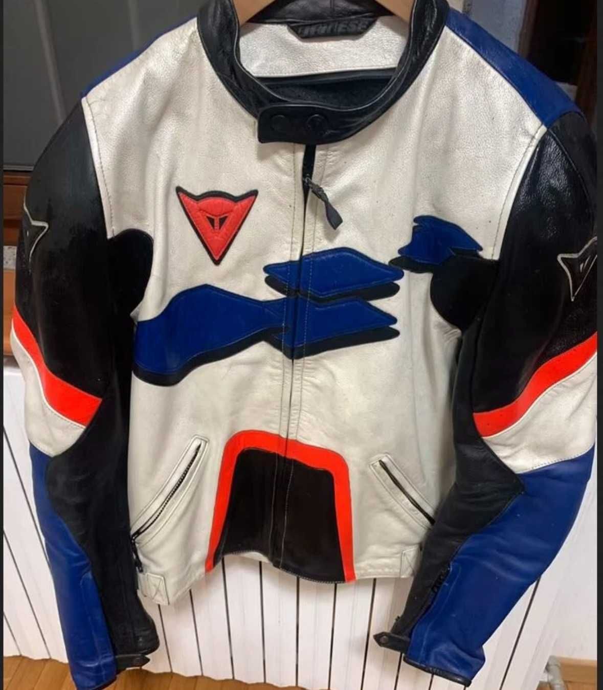 Casaco Dainese moto, em pele. Nr 52. Ótimo estado