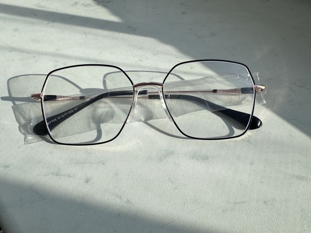 3x oprawki, okulary.