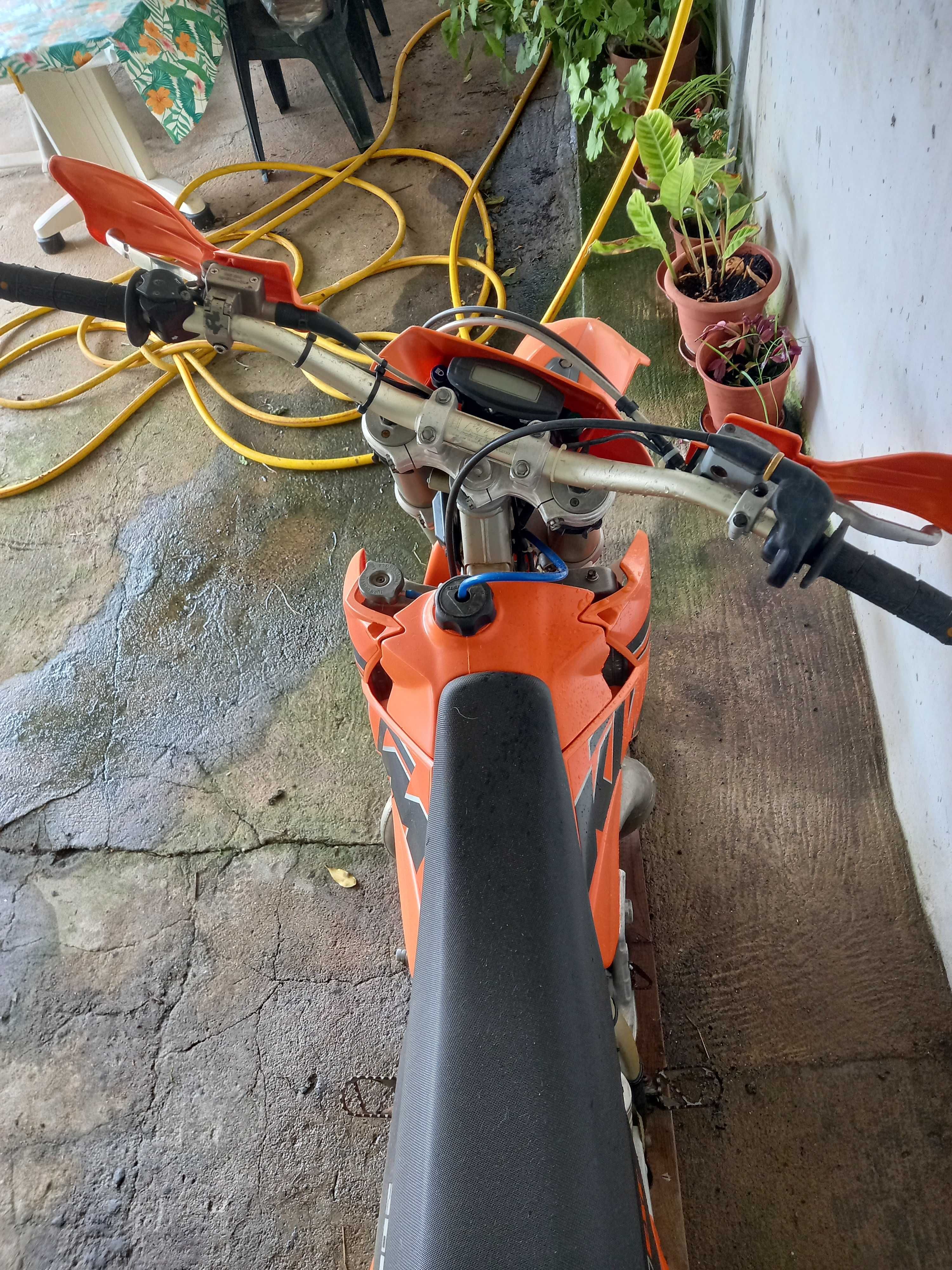 KTM 200 EXC Matriculada