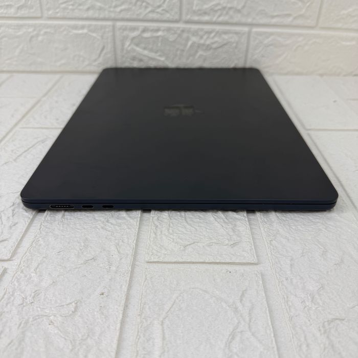 №2689	MQKV3	MacBook Air15 	Midnight	M2 	8/256