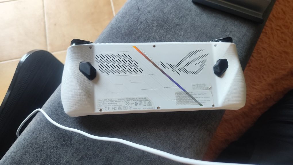 ASUS rog ally rc71l não dá som