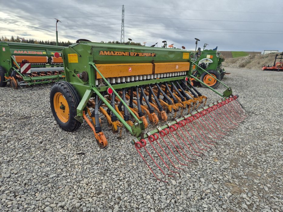 Amazone D7  super 3m siewnik zbożowy  Ścieżki Znaczniki  d8 special