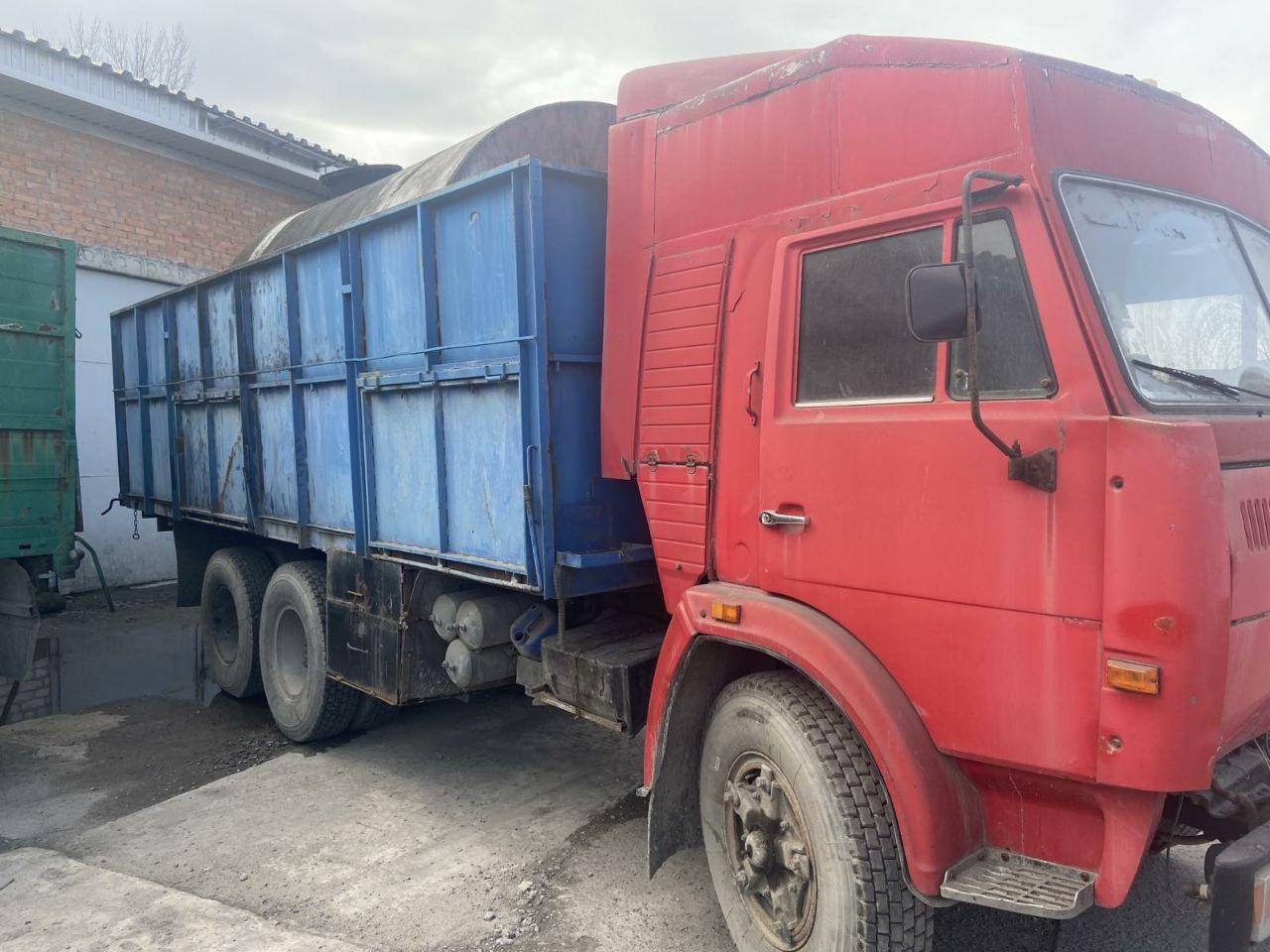 Продам Камаз с Прецепом