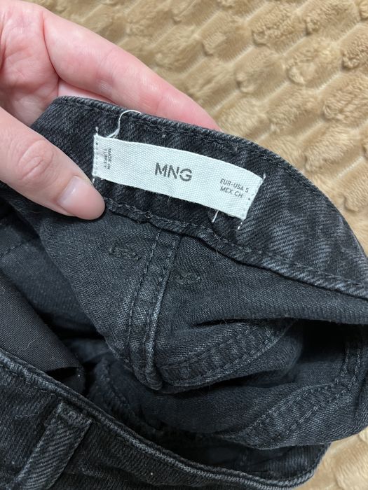 Продам джинсову спідницю Mango