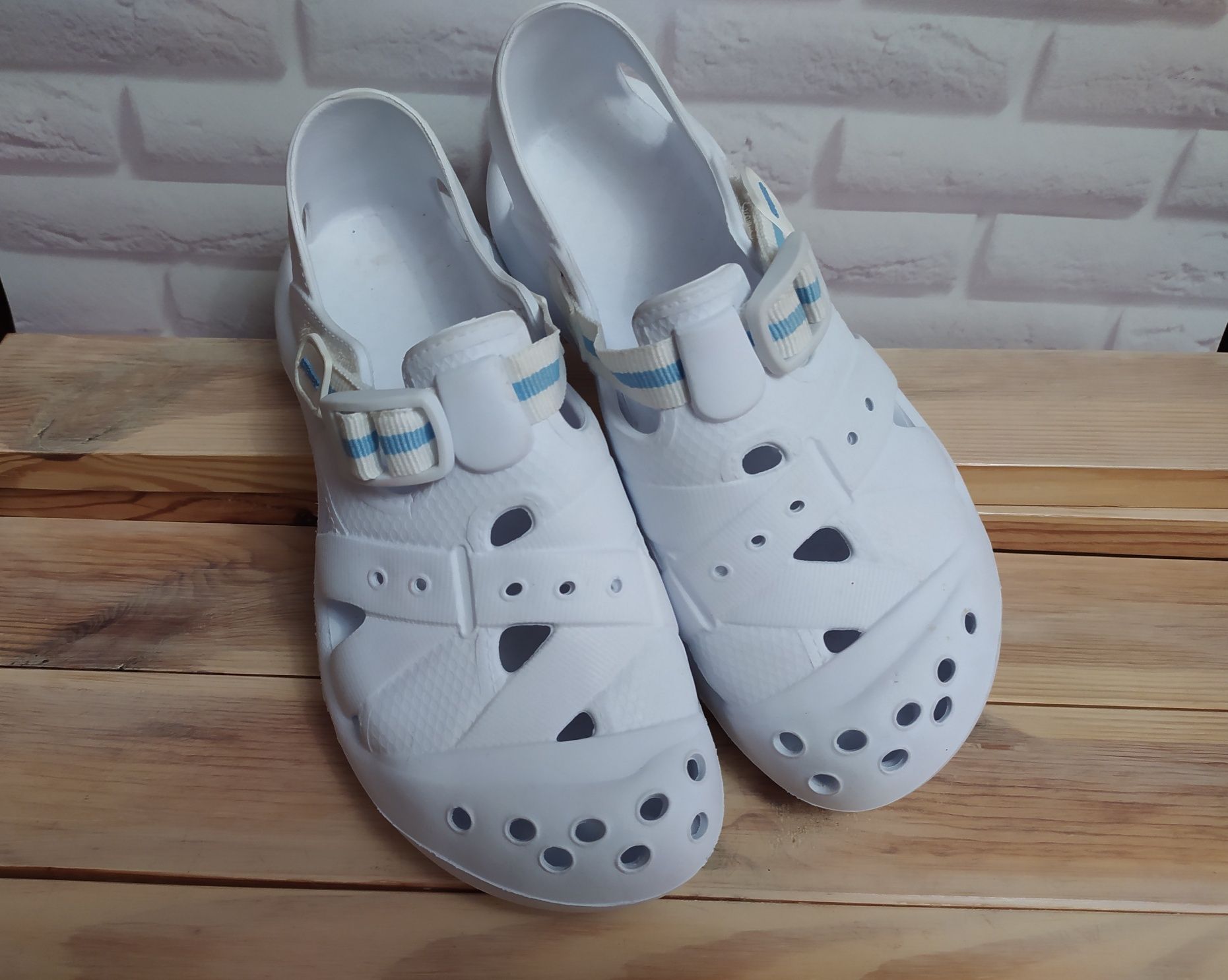 Крокси crocs босоніжки 38 розмір