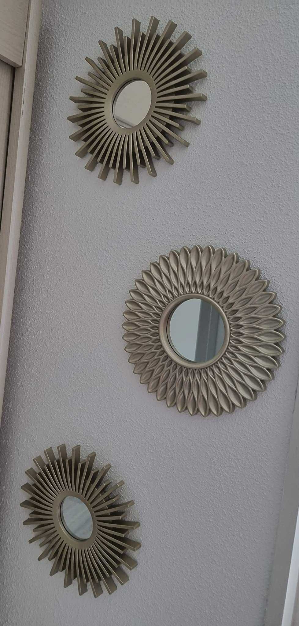Dekoracja zestaw 3 luster w złotych ramkach do domu na ścianę