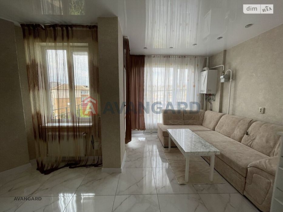 Простора квартира в Агрономічному