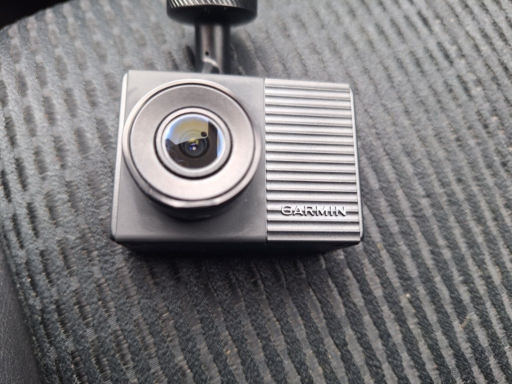 Відеореєстратор Garmin Dash Cam 56 2K, GPS та голосове управління