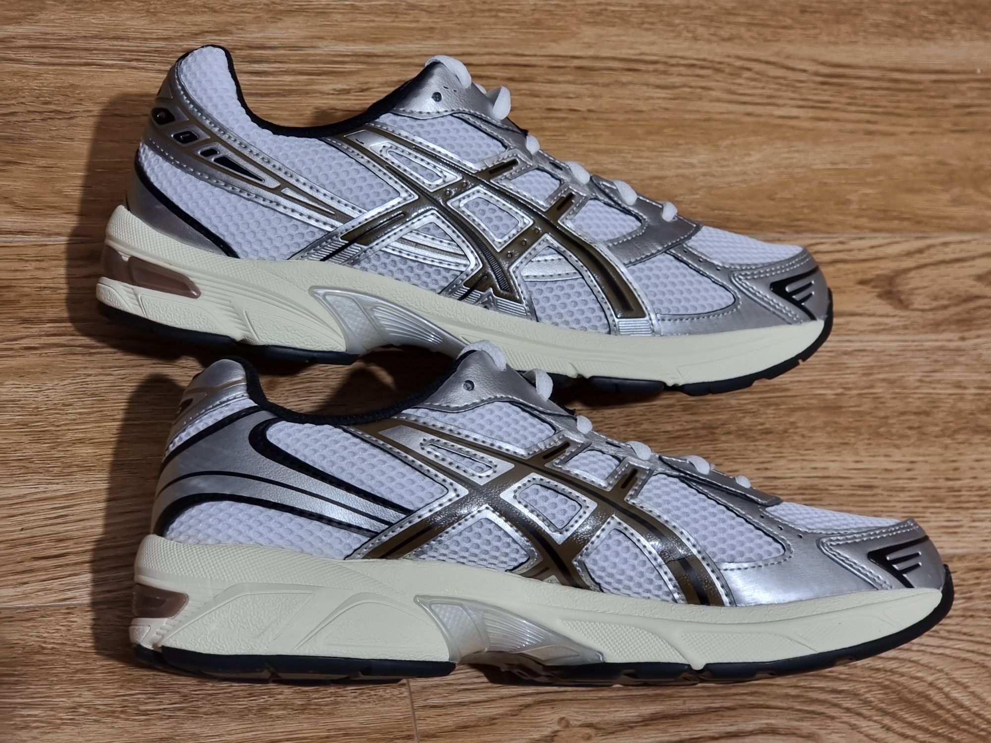 Оригінал 100% кросівки asics gel 1130 eur 42.5