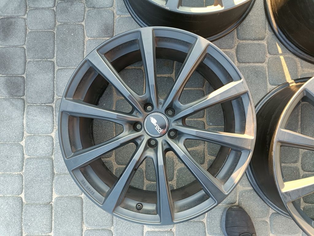 Felgi20 Brock 5*112 Audi Mercedes Skoda VW Czarne kpl