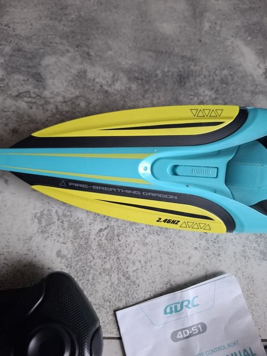 Motorówka nowa powystawowa