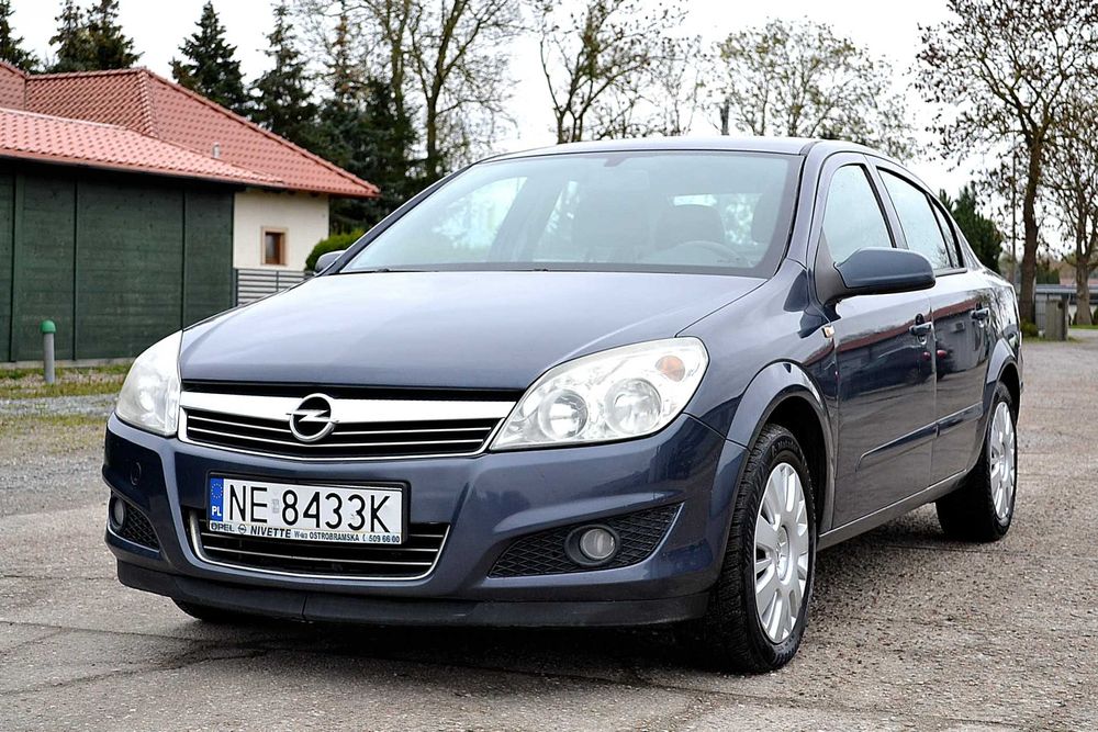 Opel Astra H 1,6 cm 2008r benzyna , klima , super stan , okazja !!