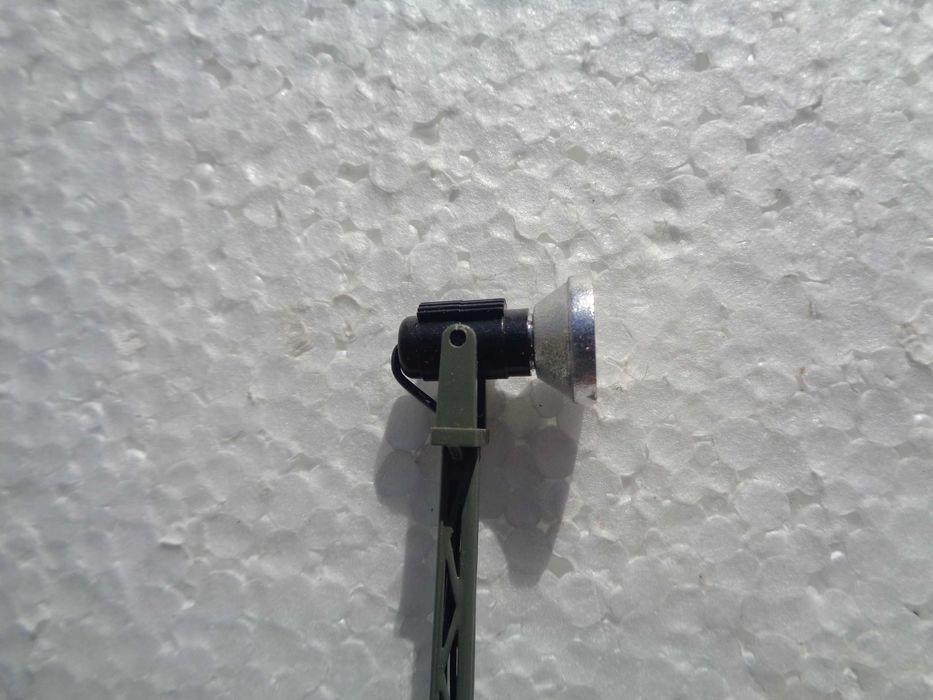 1:87 Viessmann Projetor para iluminação de pista de 1 foco