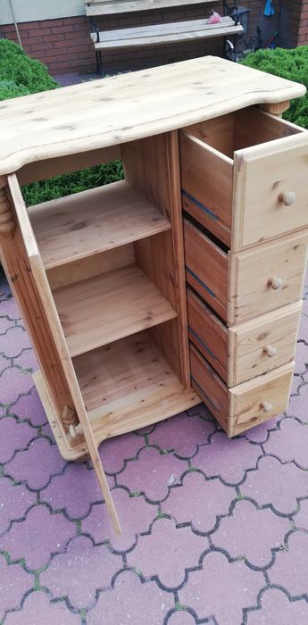 Komoda stylowa drewniana szafka sosnowa szuflady surowa bieliźniarka