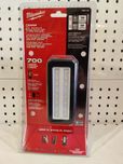 Milwaukee M12 2367-20 Rover light ліхтар с USB Оригінал США